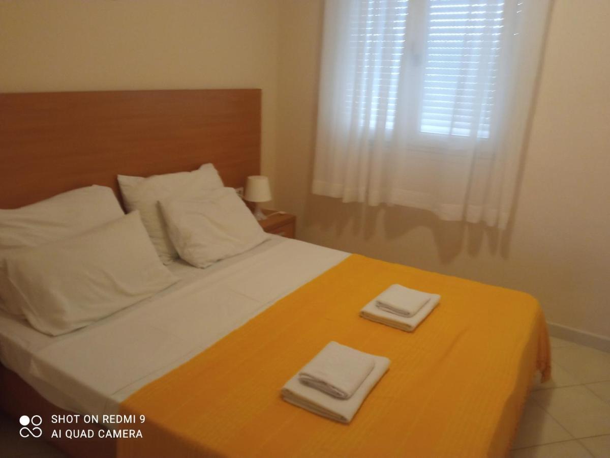 Apartmani Lux Sea ウトイェハ エクステリア 写真