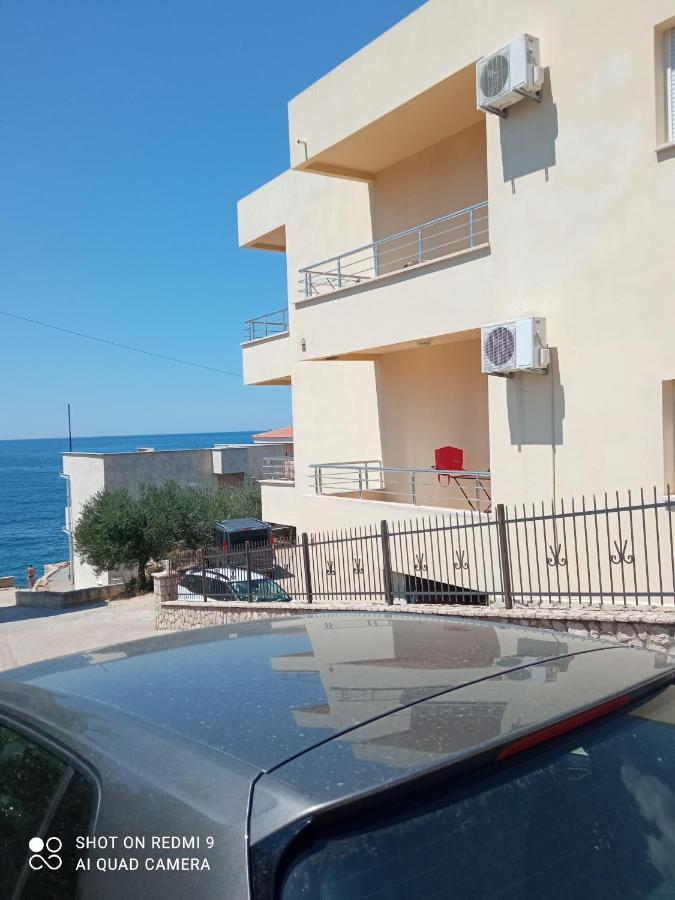 Apartmani Lux Sea ウトイェハ エクステリア 写真