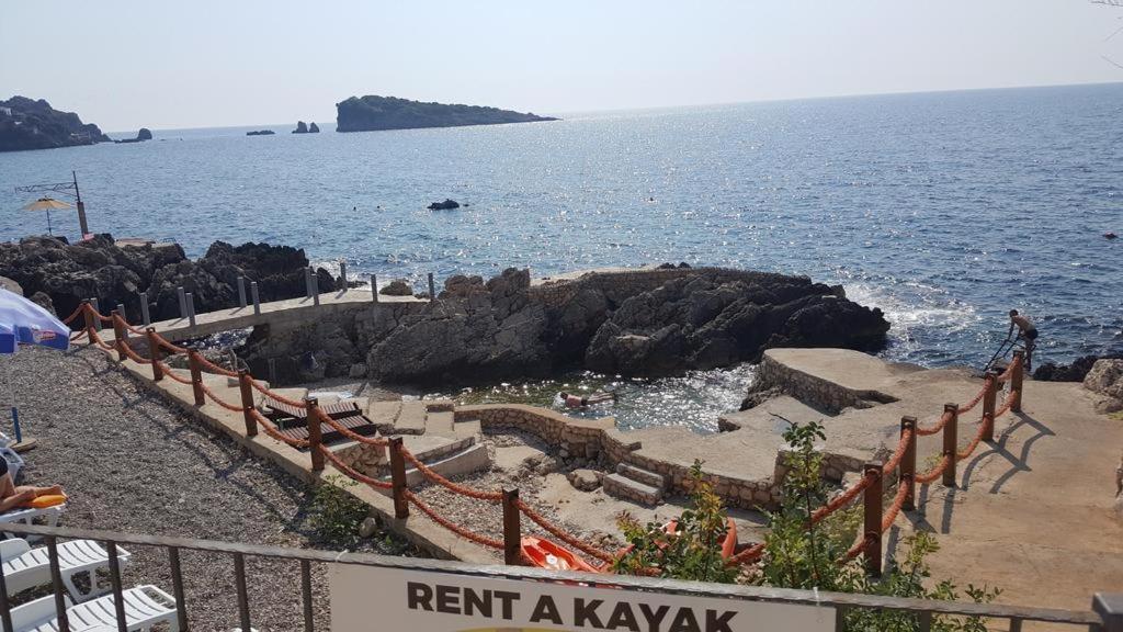 Apartmani Lux Sea ウトイェハ エクステリア 写真